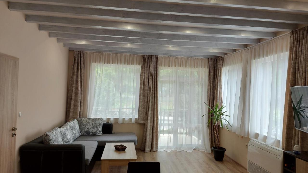Forest Apartment Сапарева Баня Екстер'єр фото